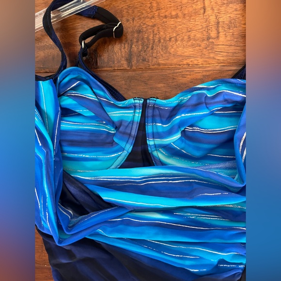 Miracle SwimSuit Size 16 DD Lite Lines Sanibel Blue & Navy - Picture 11 of 11